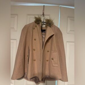 Chic Beige Cape with Faux Fur Trim